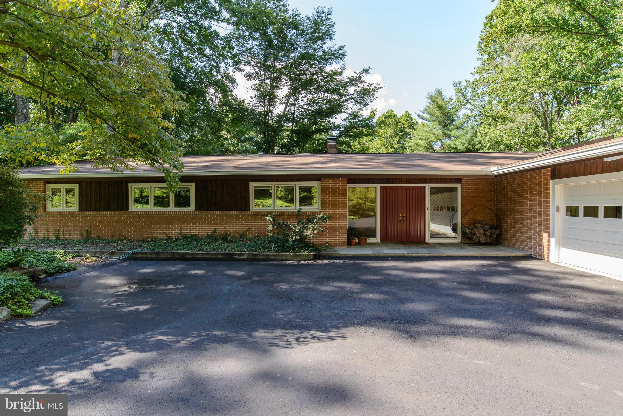 17922 Pond Road Ashton, MD 20861 - Photo 28 of 30 Exterior (Front)