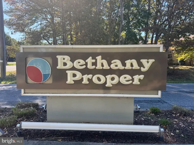 $964,000 | 332 Forsythia Court, Unit D, Bethany Beach, DE 19930