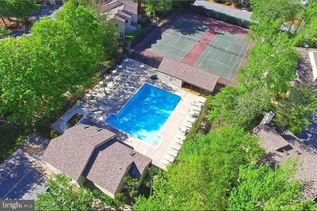 $964,000 | 332 Forsythia Court, Unit D, Bethany Beach, DE 19930