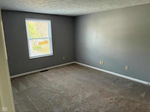 $2,500 | 7687 Madden Lane, Fishers, IN 46038