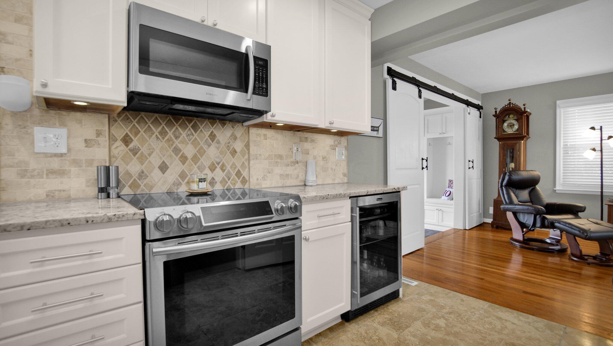 176 Sheffield Road Columbus, OH 43214 - Photo 10 of 35 Kitchen