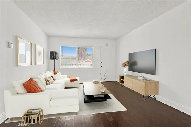 $2,925,000 | 473 East 55th Street, Long Beach, CA 90805