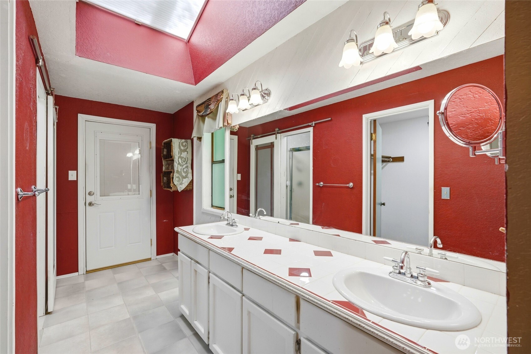 2905 211th Street Southeast Bothell, WA 98021 - Photo 16 of 39