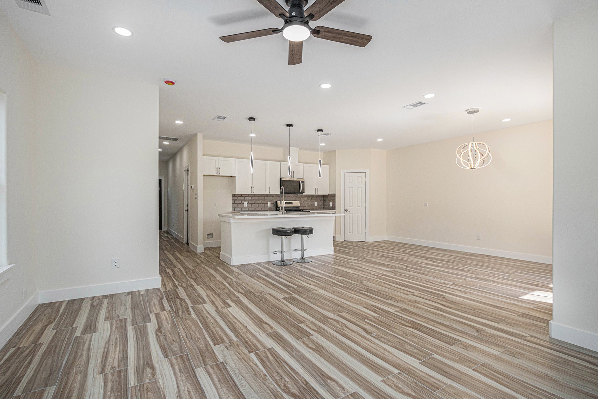 9807 Bamboo Road Houston, TX 77041 - Photo 13 of 37