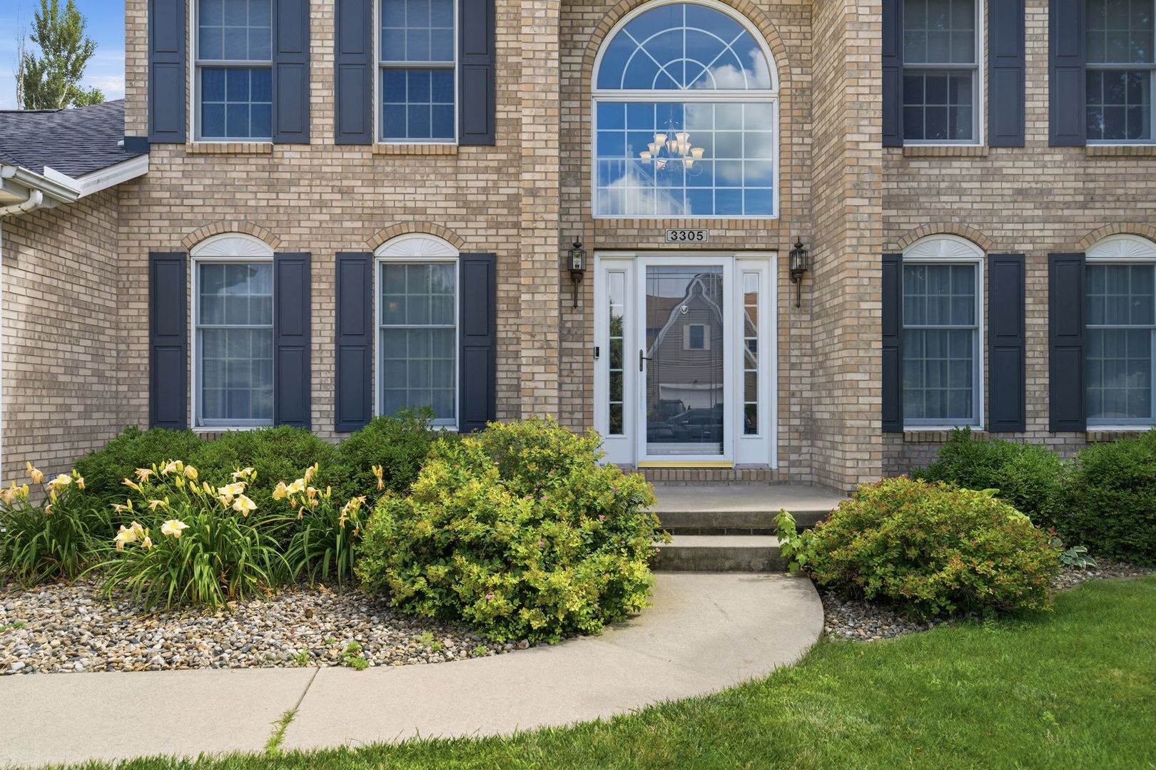 3305 Monticello Road Bloomington, IL 61704 - Photo 3 of 40