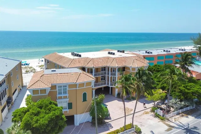 $1,699,995 | 1900 Gulf Drive North, Unit 4, Bradenton Beach, FL 34217