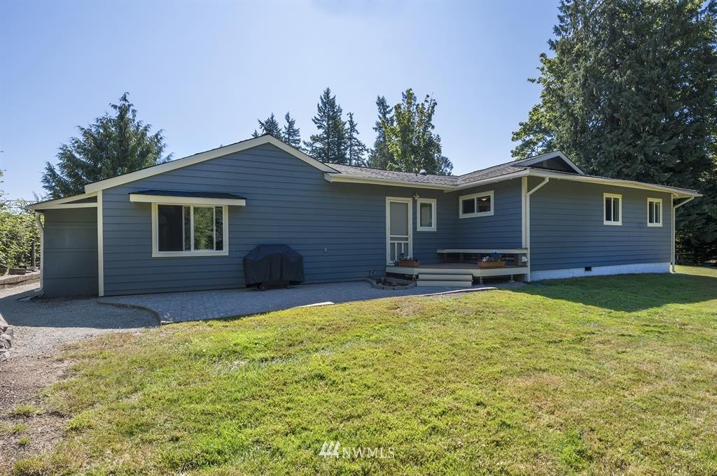2238 Woods Road East Port Orchard, WA 98366 - Photo 2 of 25 Gallery Image 2