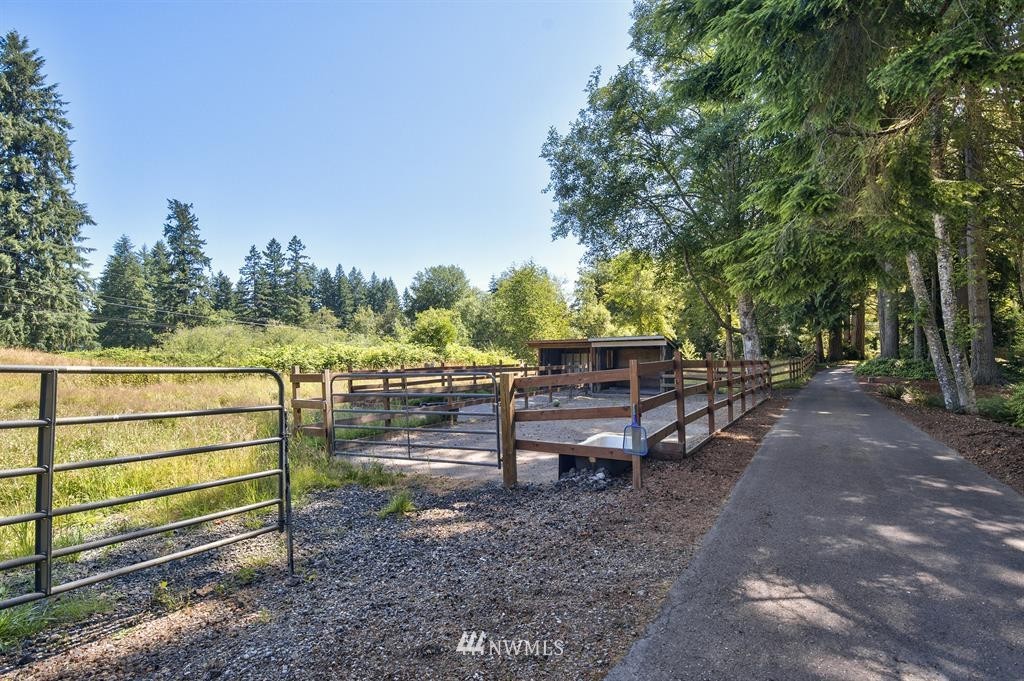 2238 Woods Road East Port Orchard, WA 98366 - Photo 17 of 25 Gallery Image 17