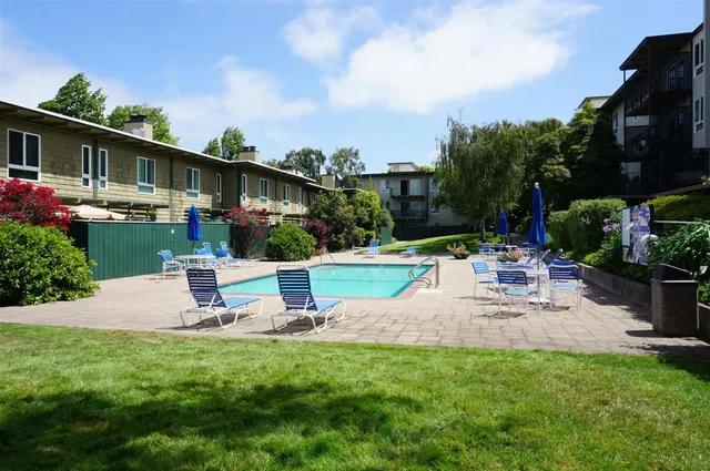 $1,165,000 | 974 Peninsula Avenue, San Mateo, CA 94401