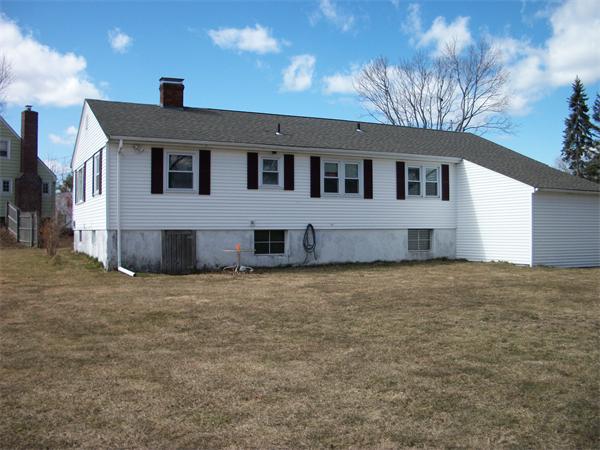 30 Hartford Road Worcester, MA 01606 - Photo 2 of 22 Gallery Image 2