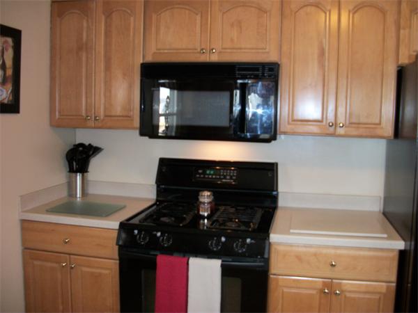 30 Hartford Road Worcester, MA 01606 - Photo 9 of 22 Gallery Image 9