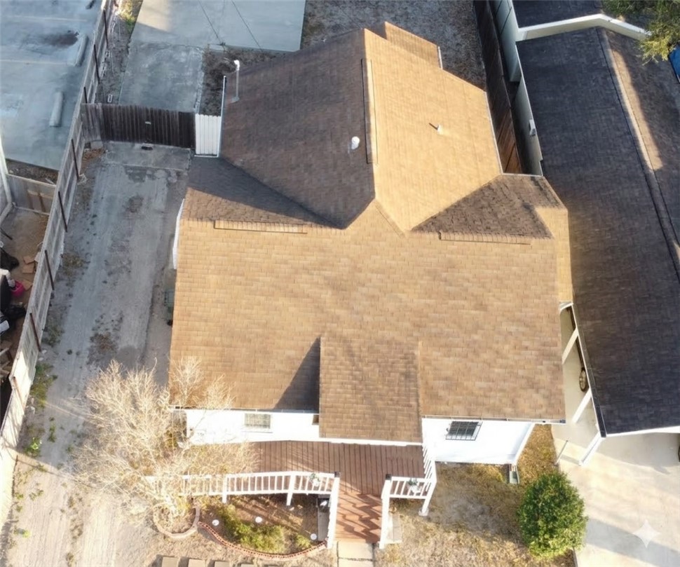 1105 East 5th Street Alice, TX 78332 - Photo 4 of 23