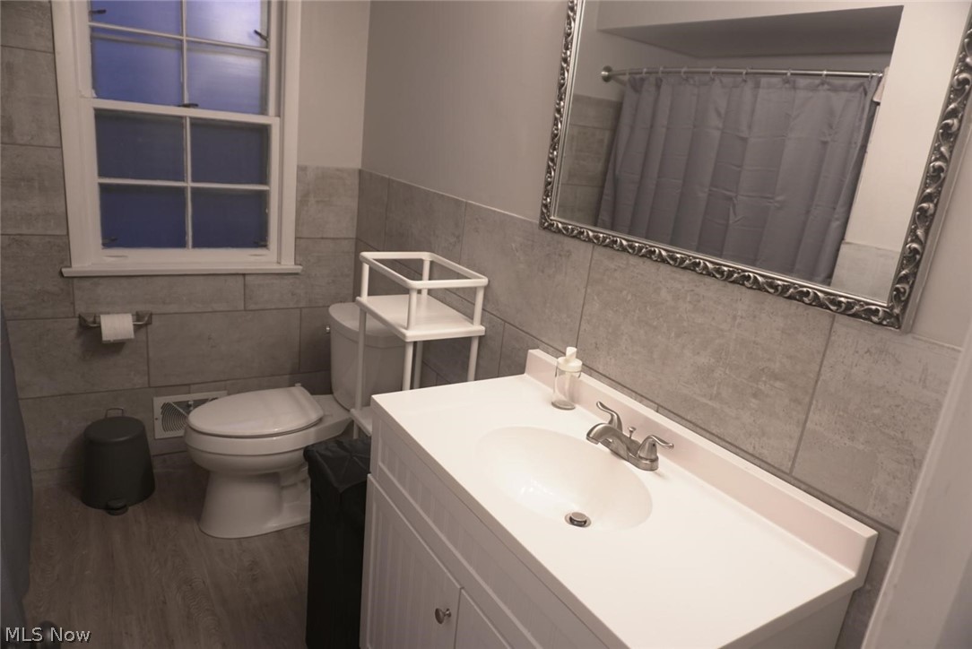 14531 Cedar Road South Euclid, OH 44122 - Photo 12 of 31