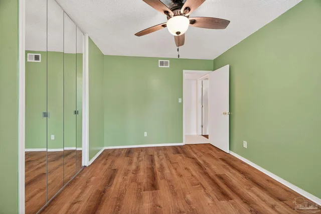 $185,000 | 2299 Scenic Highway, Unit R10, Pensacola, FL 32503