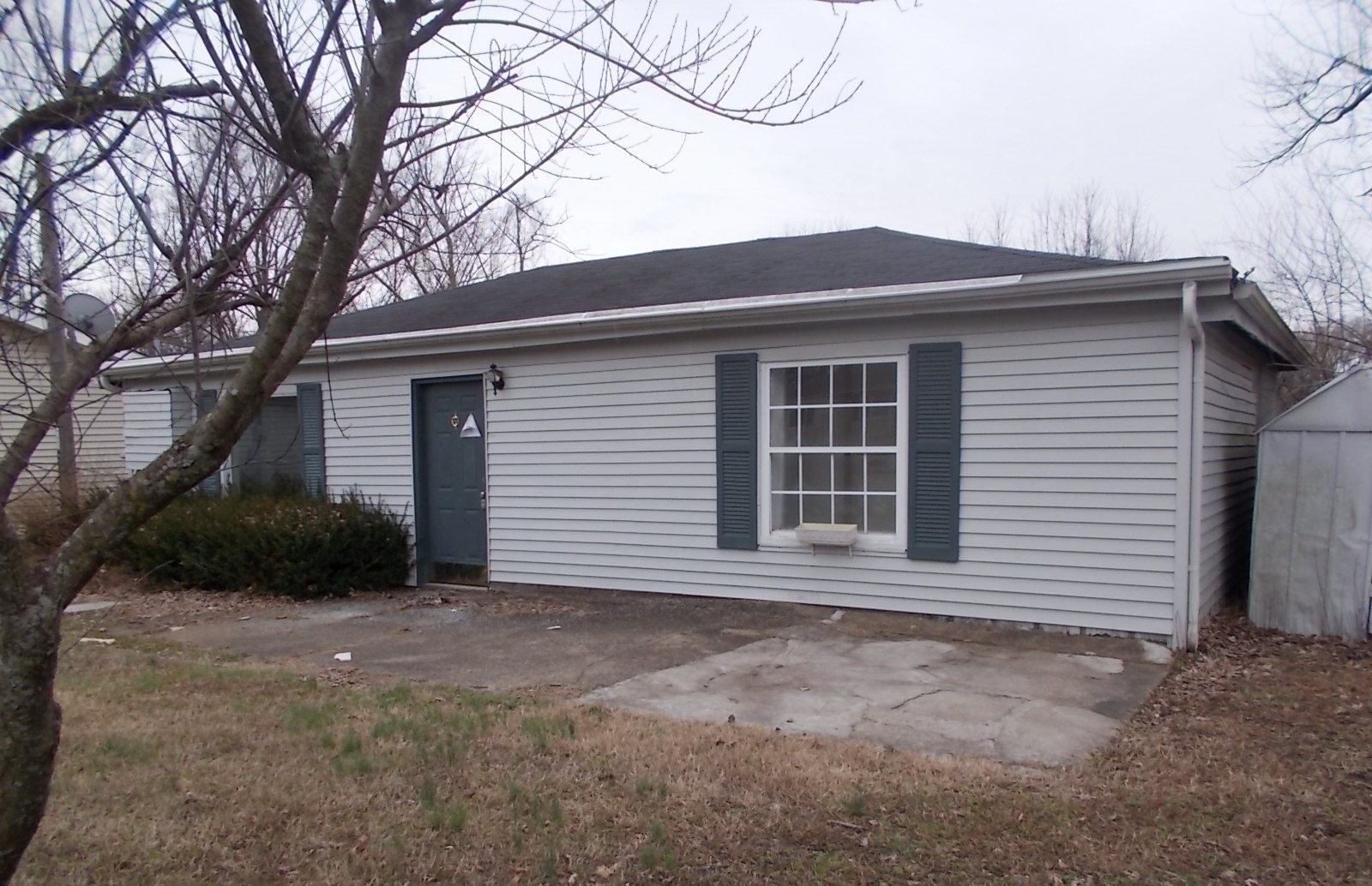 7901 Yankeetown Road Newburgh, IN 47630 - Photo 1 of 12 Gallery Image 1