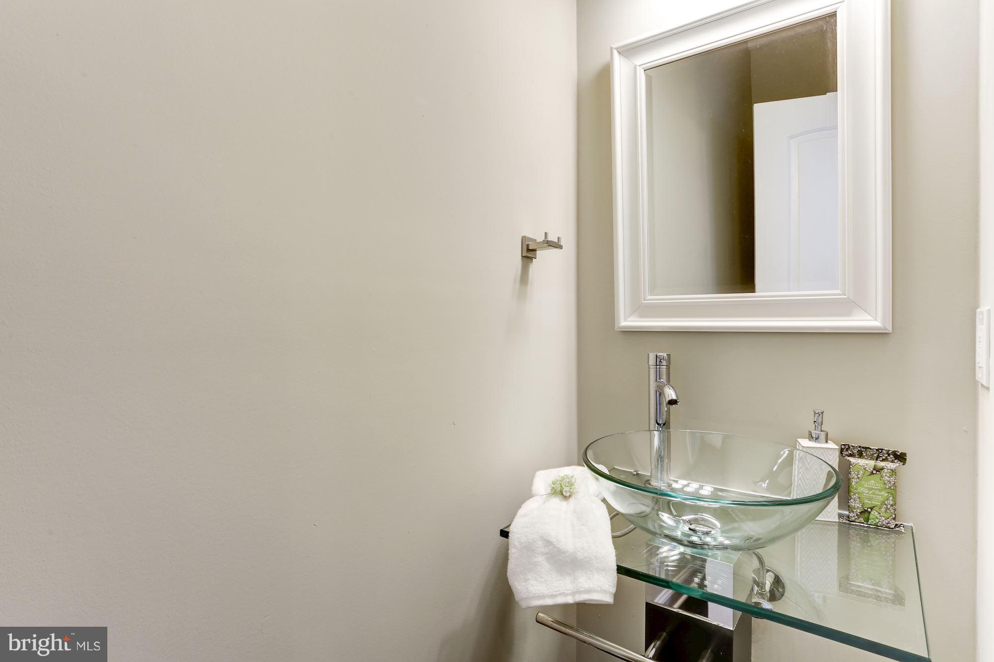 2308 2nd Street Northeast Washington, DC 20002 - Photo 13 of 30 Bath
