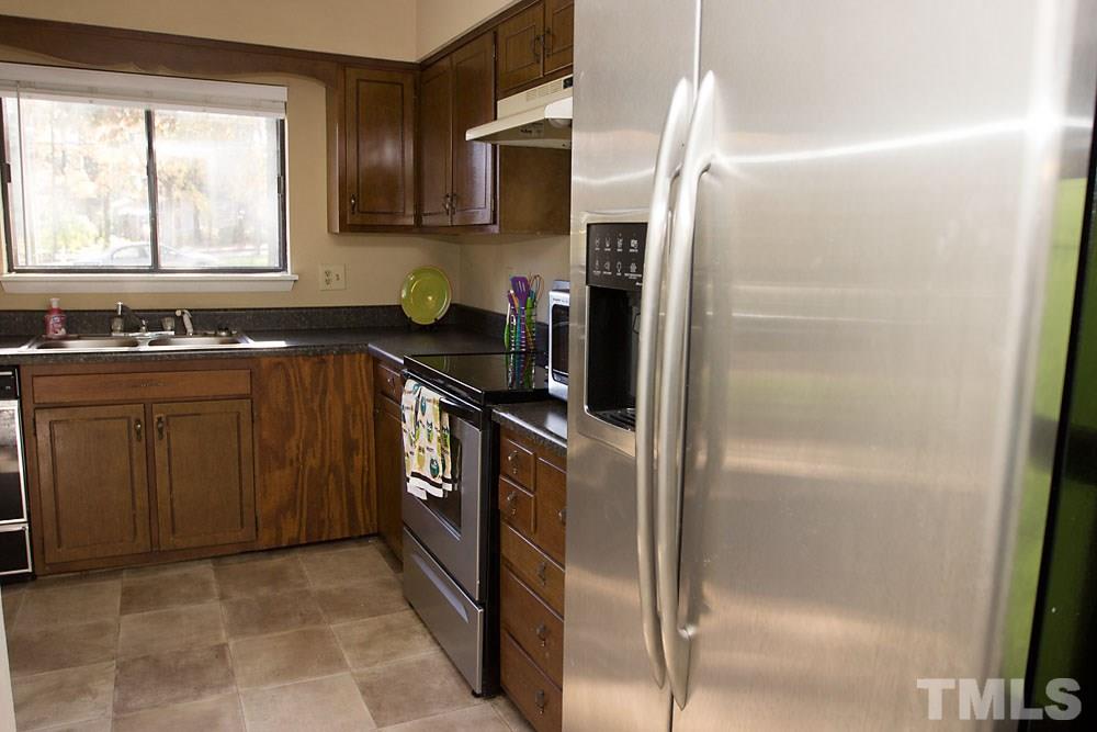 717 East Millbrook Road, Unit 717 Raleigh, NC 27609 - Photo 8 of 24