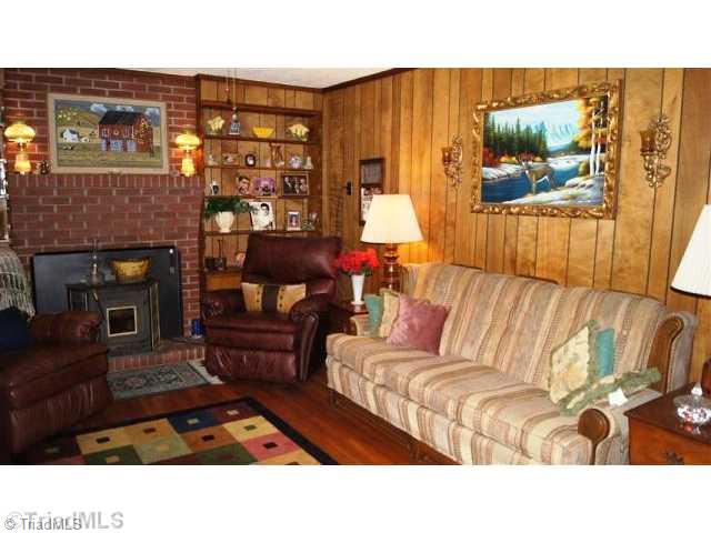 874 Anglin Mill Road Stoneville, NC 27048 - Photo 9 of 16 Den/Family/Great Room.