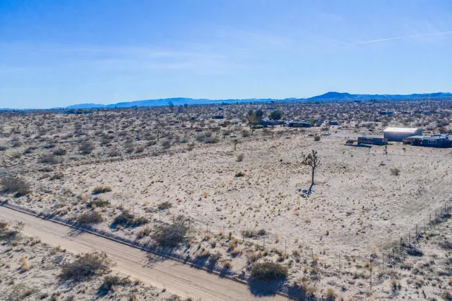 $495,000 | 2467 Sand Drive, Landers, CA 92285