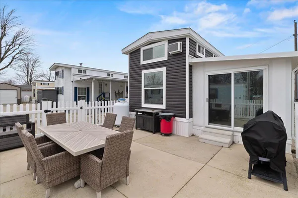 $479,000 | 11515 Highway 365, Lakeview, OH 43331