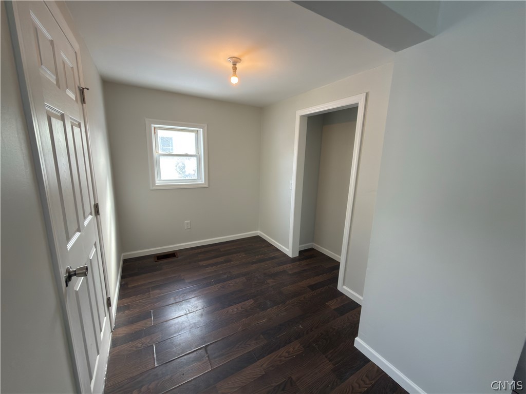 9 West 9th Street Oswego, NY 13126 - Photo 11 of 30