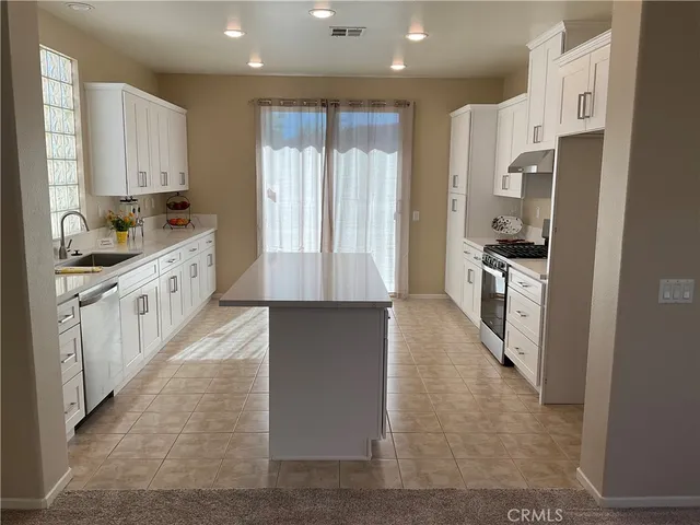 $369,900 | 8251 Triplett Lane, Hemet, CA 92545