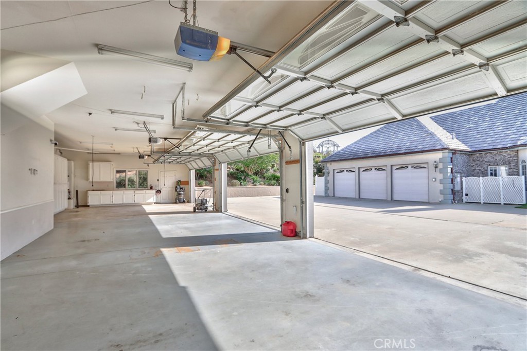 46856 El Prado Road Temecula, CA 92590 - Photo 63 of 75 Guest Home Garages