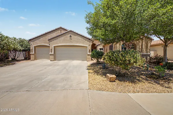 $699,000 | 2770 East Buena Vista Drive, Chandler, AZ 85249