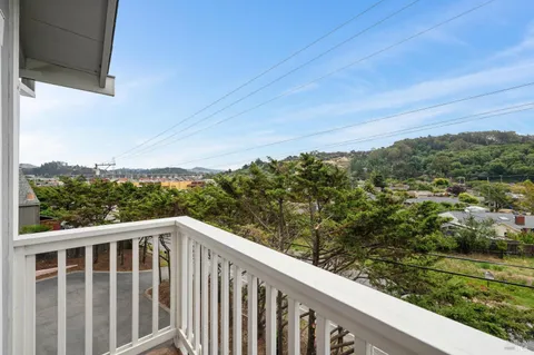 $1,189,000 | 297 Shoreline Highway, Mill Valley, CA 94941