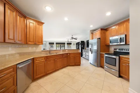 $590,000 | 2916 Hidden Harbour Court, Dania Beach, FL 33312