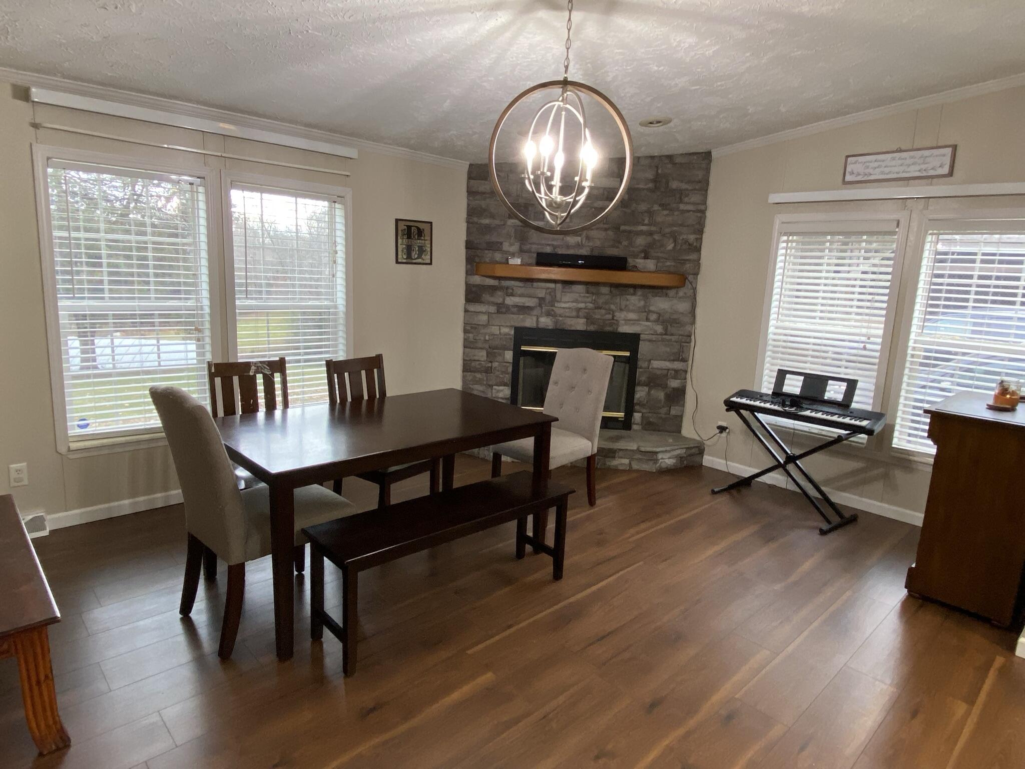 255 Dove Field Road Glade Hill, VA 24092 - Photo 8 of 43 8 Dining Area or Family Room (3)
