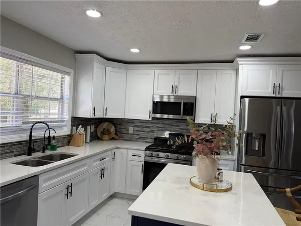 $3,800 | 934 Bay Ridge Drive, Lawrenceville, GA 30045