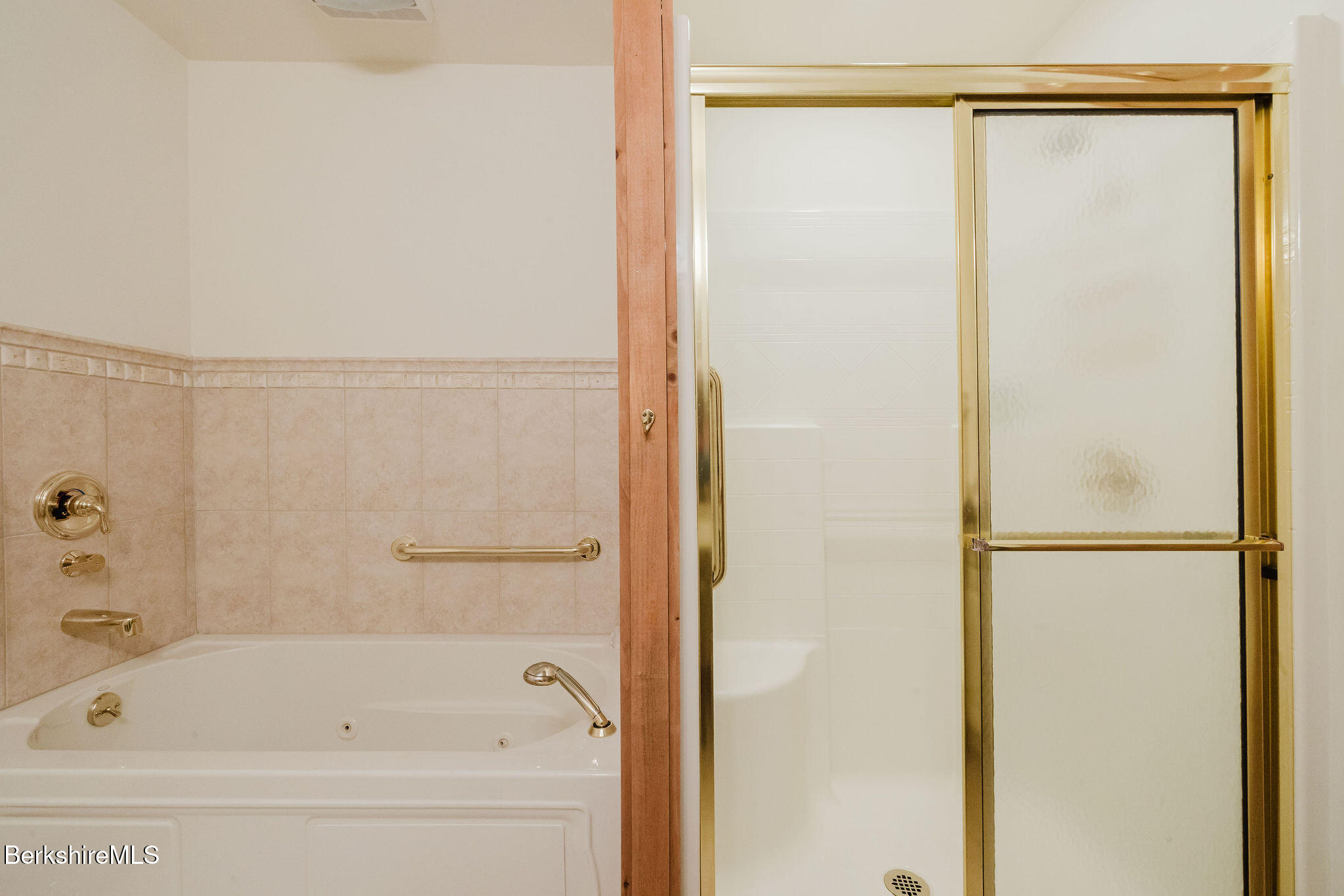 119 Hayes Pond Road Otis, MA 01253 - Photo 25 of 50 Primary Bathroom