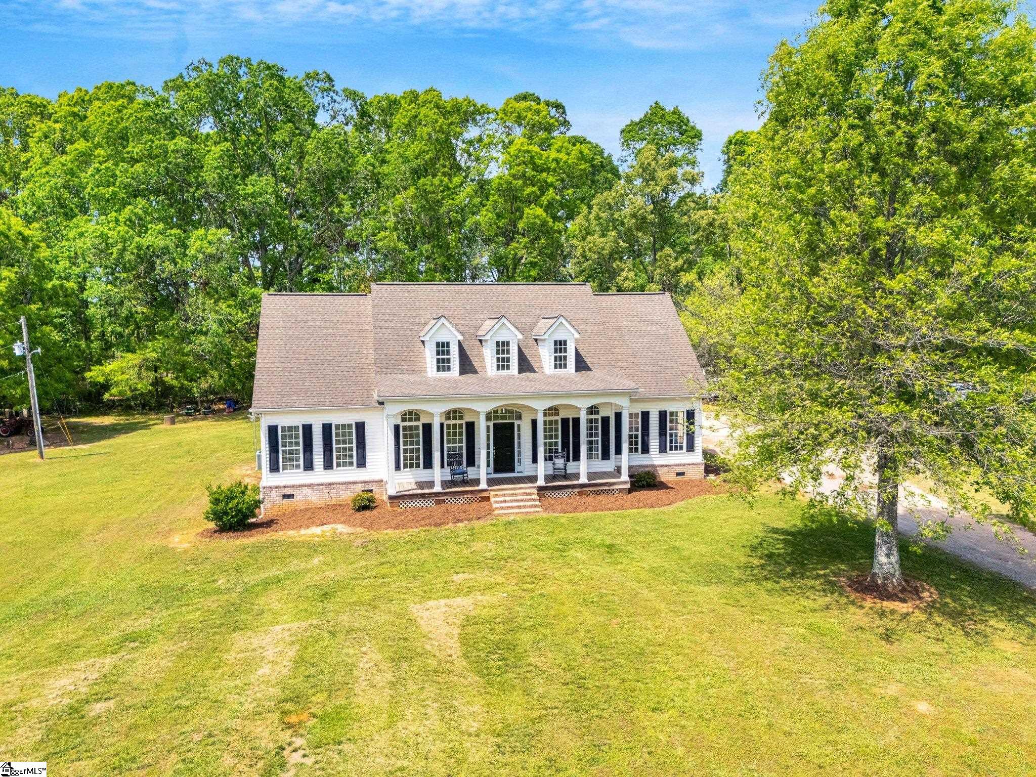 346 Davis Road Pelzer, SC 29669 - Photo 4 of 50