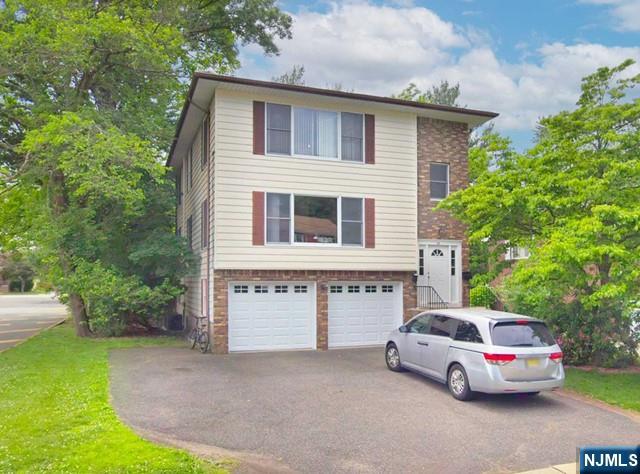 44 Newcomb Road Tenafly, NJ 07670 - Photo 1 of 17