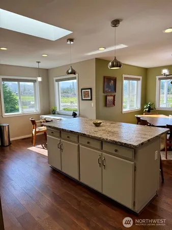 $863,500 | 2270 South 7th Avenue, Sequim, WA 98382