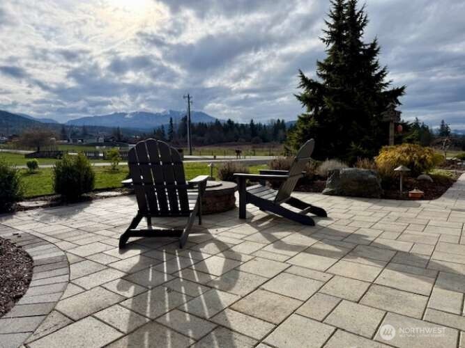 2270 South 7th Avenue Sequim, WA 98382 - Photo 4 of 40