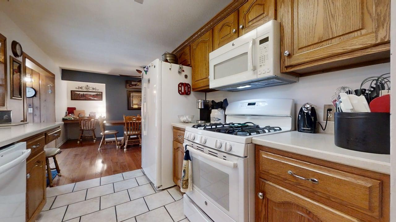 5010 West Dudley Road Champaign, IL 61822 - Photo 12 of 45 Gallery Image 12