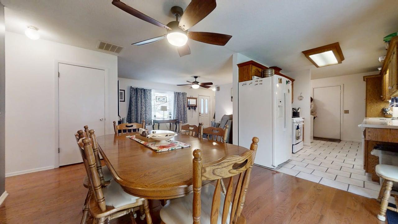 5010 West Dudley Road Champaign, IL 61822 - Photo 8 of 45 Gallery Image 8