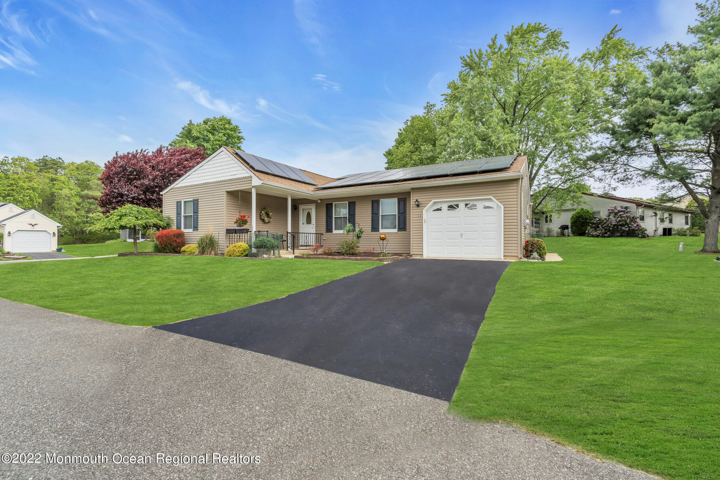 52 Birchwood Drive, Unit 50 Whiting, NJ 08759 - Photo 2 of 40 002_1_2