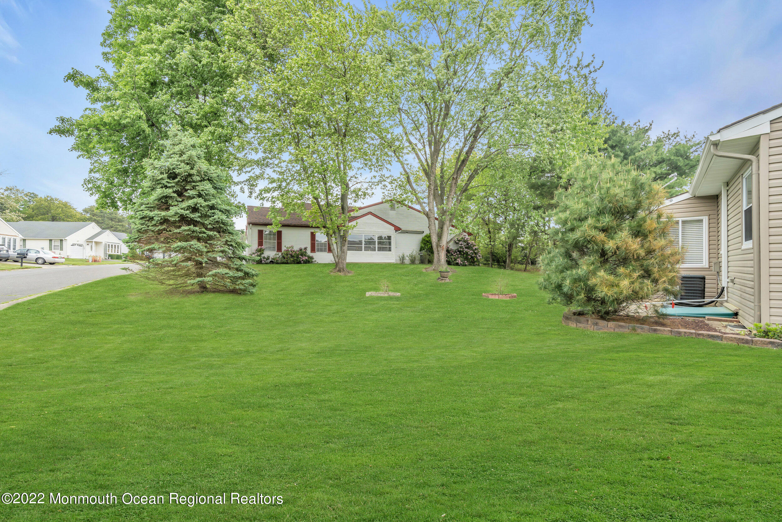 52 Birchwood Drive, Unit 50 Whiting, NJ 08759 - Photo 36 of 40 036_10_2