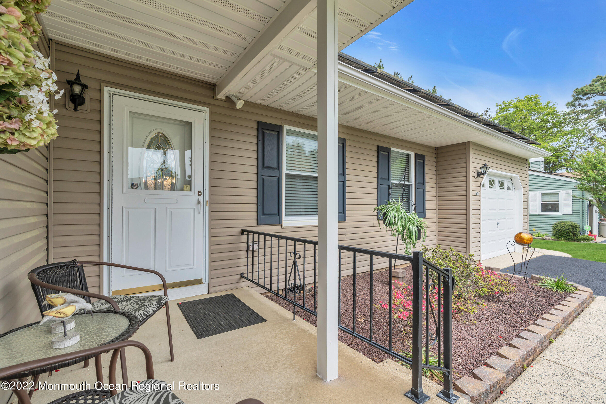 52 Birchwood Drive, Unit 50 Whiting, NJ 08759 - Photo 6 of 40 006_1_12