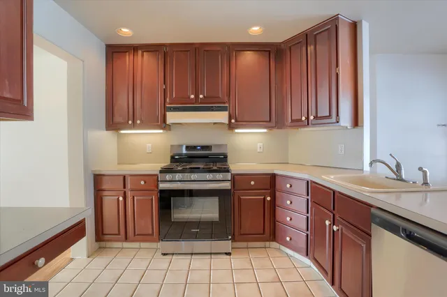 $479,900 | 112 Graystone Drive, Hummelstown, PA 17036