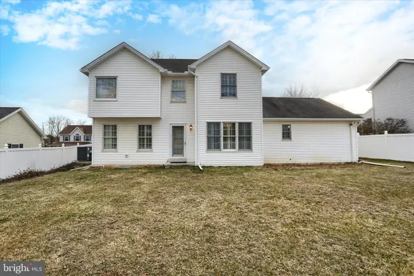 $460,000 | 112 Graystone Drive, Hummelstown, PA 17036