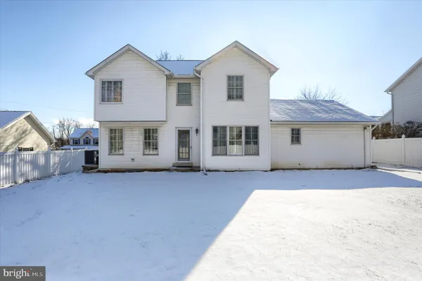 $460,000 | 112 Graystone Drive, Hummelstown, PA 17036
