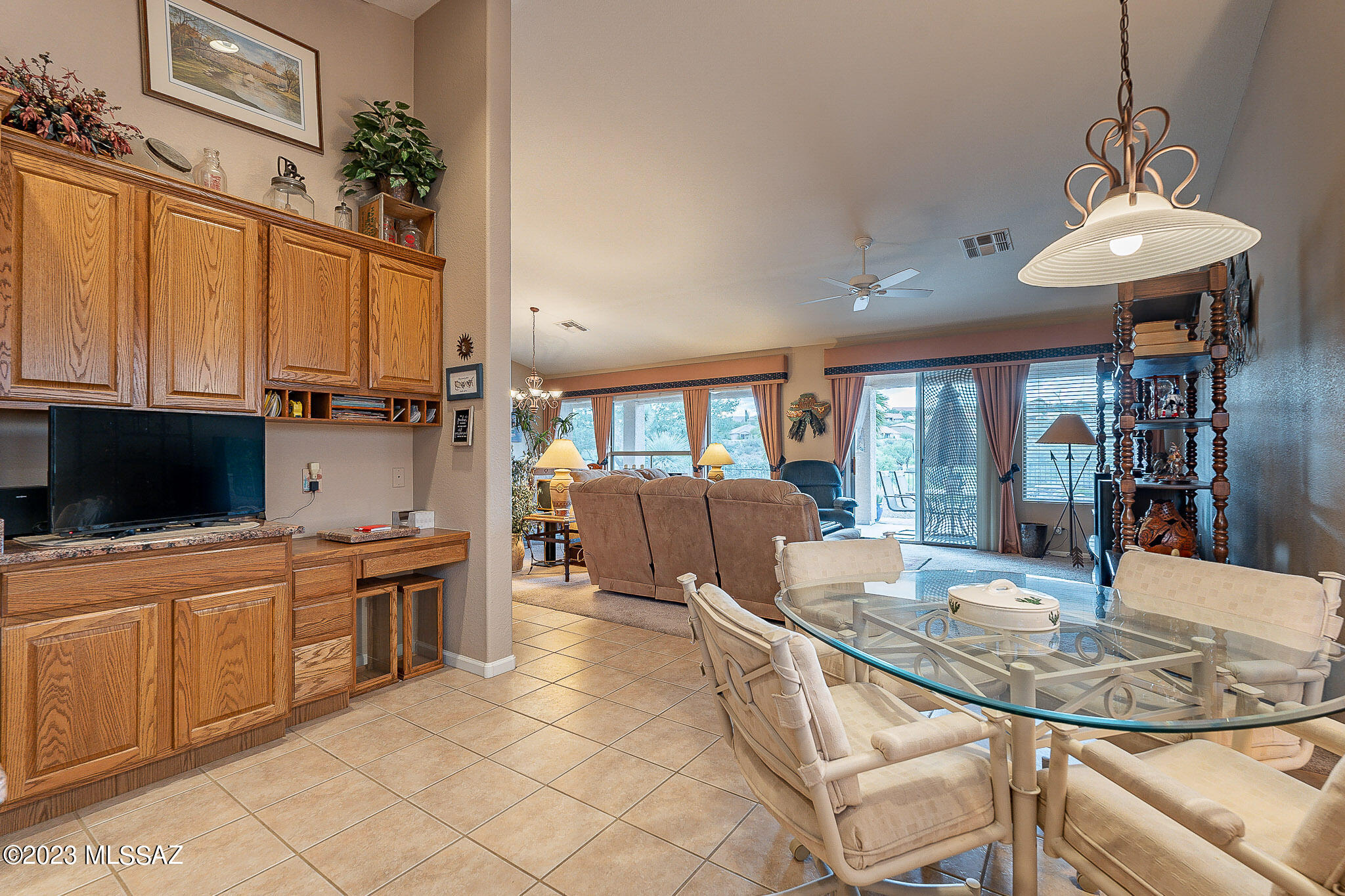 37464 South Ridgeview Boulevard Tucson, AZ 85739 - Photo 14 of 36