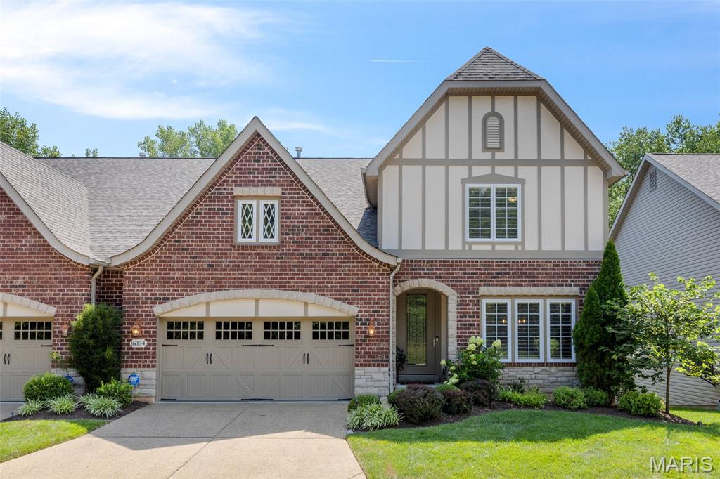 16334 Baxter Road Chesterfield, MO 63005 - Photo 2 of 48 Gallery Image 2