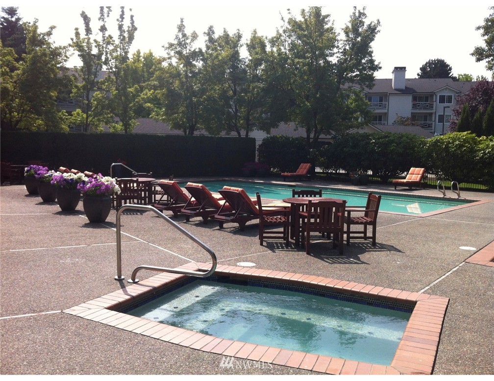 12404 East Gibson Road, Unit E202 Everett, WA 98204 - Photo 19 of 23