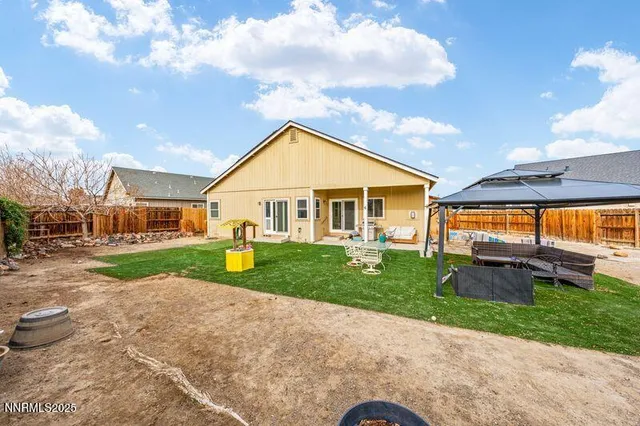 a front view of house with yard