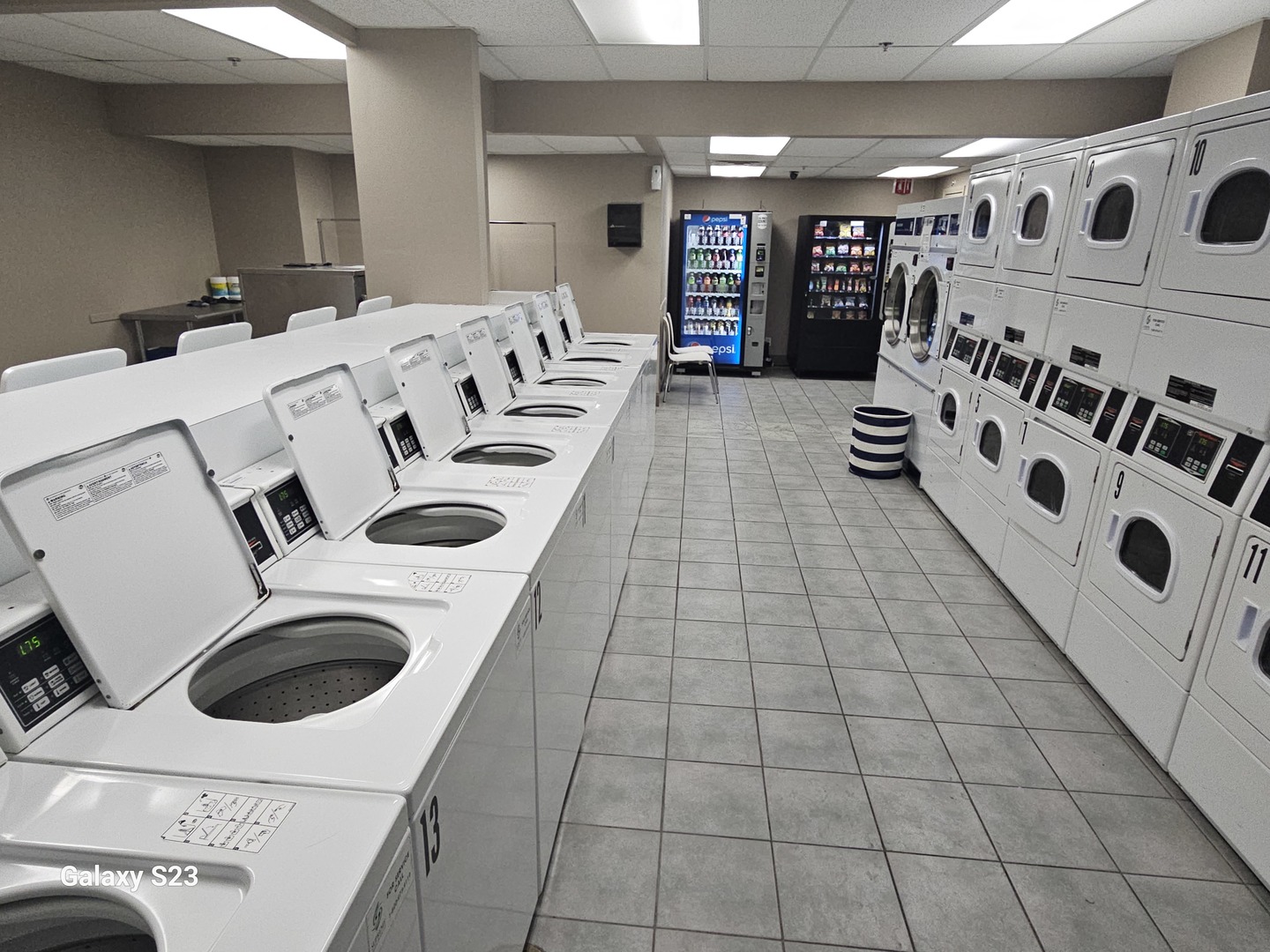 5320 North Sheridan Road, Unit 1502 Chicago, IL 60640 - Photo 31 of 33